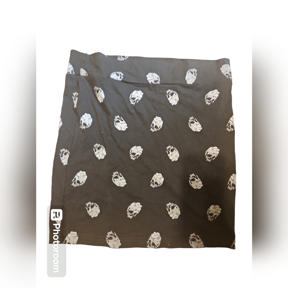 Iron fist skull print mini skirt size L